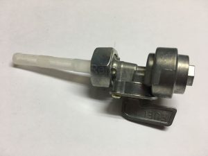LLAVE COMBUSTIBLE P/ COMPACTADOR DYNAPAC
