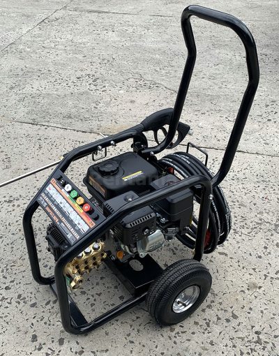 HIDROLAVADORA TRIPLEX INDUSTRIAL GASOLINA 3000PSI LONCIN